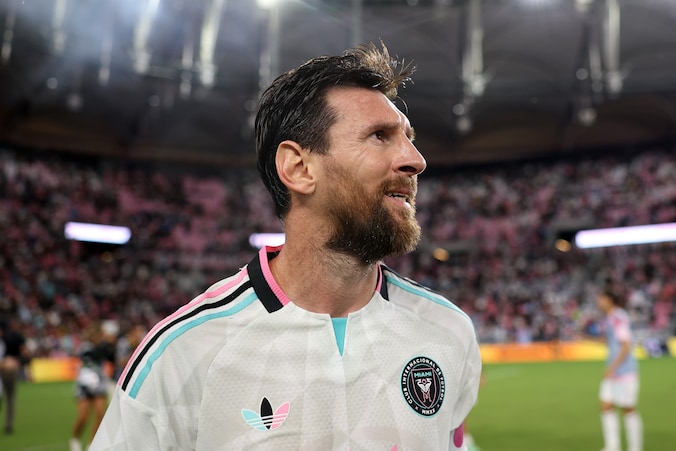 Geen goal, wel assist: Lionel Messi leidt Inter Miami langs ploeg van ...