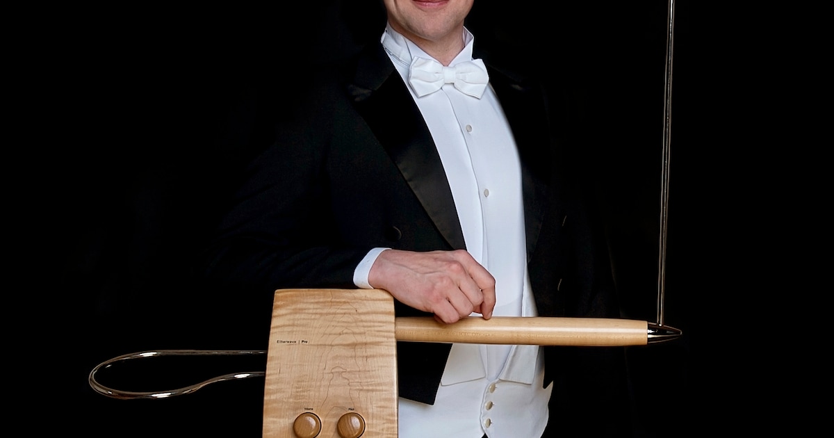 Theremin centraal bij concert in Breda: instrument wordt bespeeld zonder dat het wordt aangeraakt