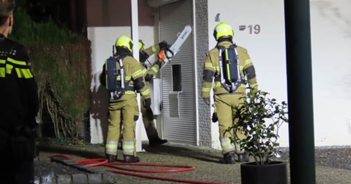 Tandarts dankt de voorbijganger die brandweer belde en waarschijnlijk grote brand in zijn praktijk v