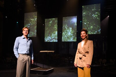 Theater verbindt generaties in Dordrecht: ‘Stilstaan bij gevangenschap is nodig om vrijheid te voelen’