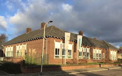 24 nieuwe woningen in voormalig schoolgebouw De Stappen in Hoogerheide