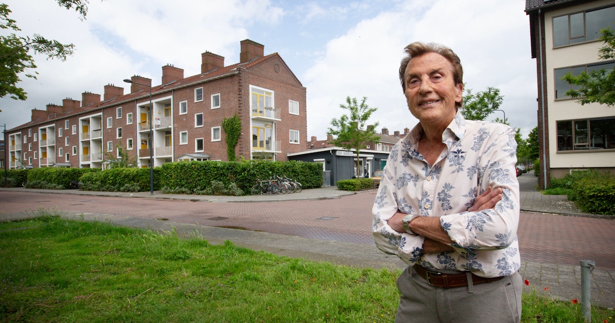 Dankzij Vader Abraham waant kleurrijke kapper Bert zich ook in Rhodos in Breda: ‘Pierre heeft onnoem