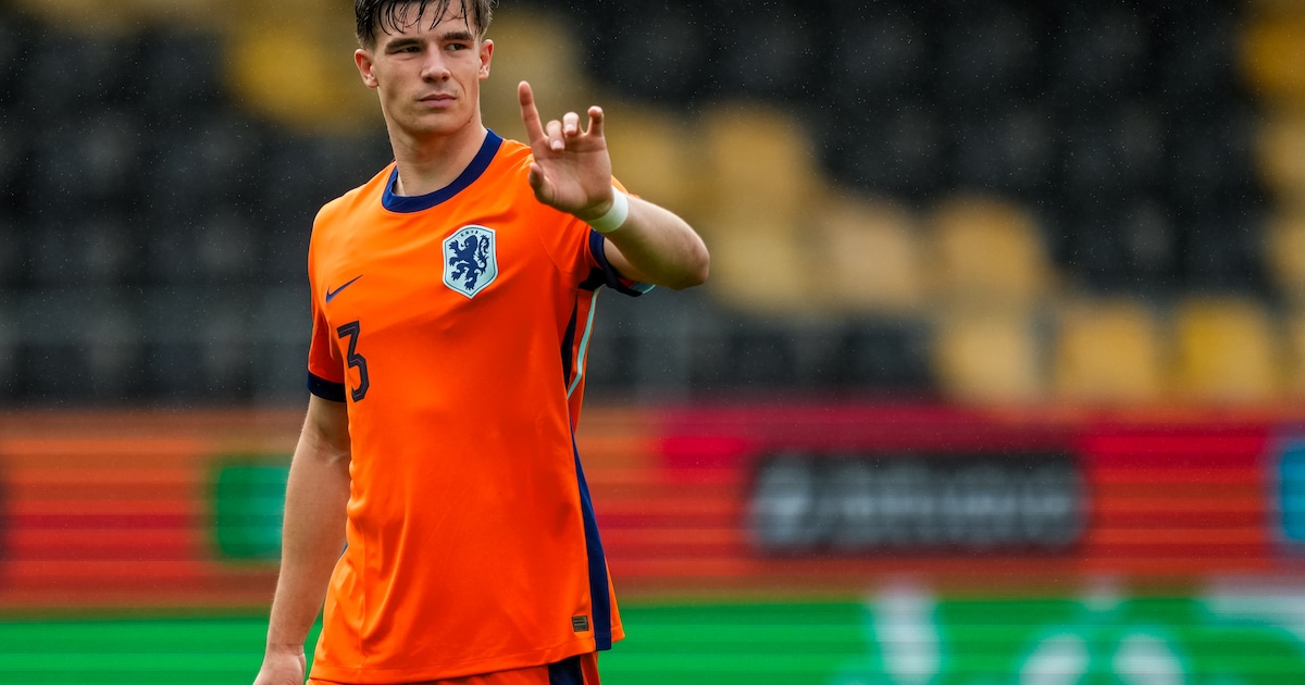 LIVE EK-kwalificatie | Givairo Read debuteert bij Jong Oranje, Wouter Goes draagt aanvoerdersband