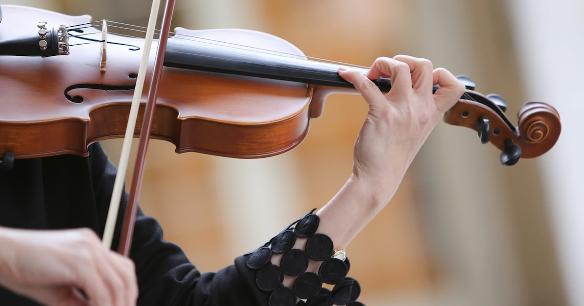 Jong talent treedt op tijdens open dagen kunsteducatie in De Nobelaer in Etten-Leur