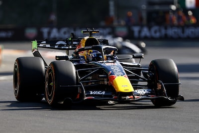 Foto bij: Foutje komt Max Verstappen duur te staan in razendspannende kwalificatie, Lewis Hamilton pakt pole