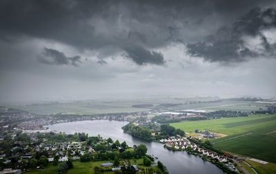 Code geel in heel het land om onweer, hagel en windstoten