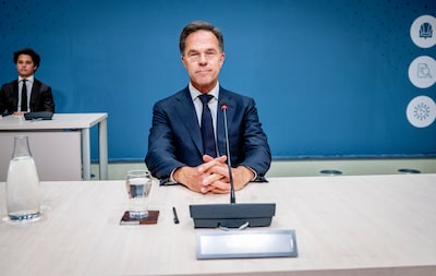 KIJK LIVE |  Rutte verdedigt coronadoel om zorg niet te laten overlopen: ‘Zou ik weer zo doen’