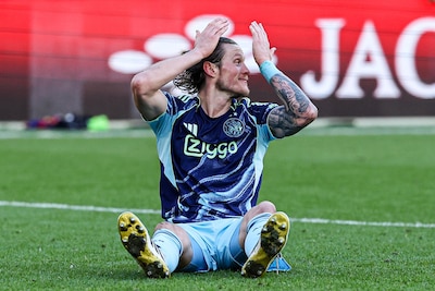 Wout Weghorst richt pijlen op scheidsrechters in eredivisie na afgekeurde goal: ‘Vind het van een bedenkelijk niveau’