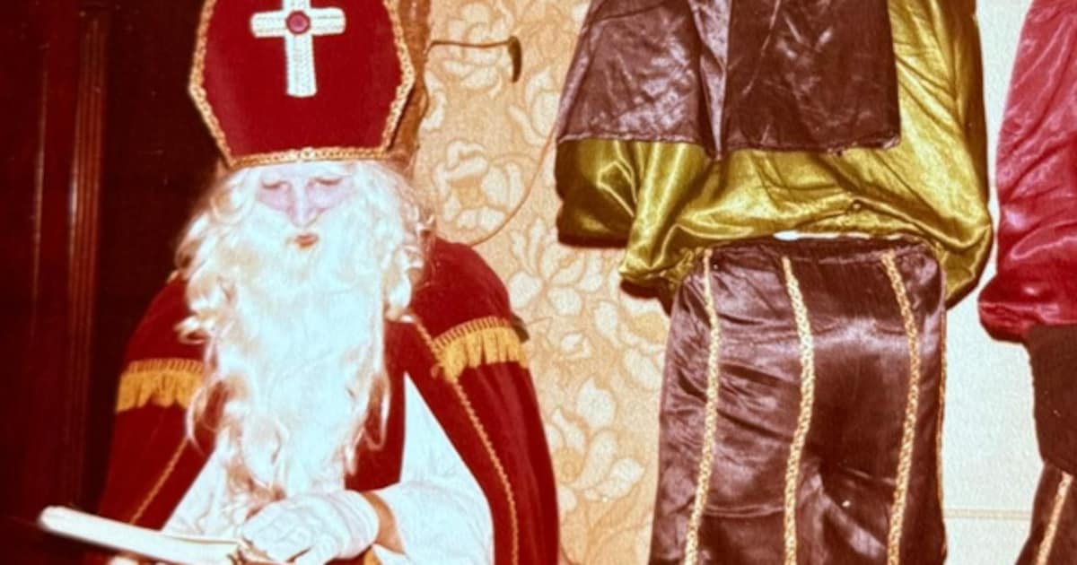 Sint heeft het wel héél gezellig: ‘Baard omhoog en hup, daar ging mijn borreltje’