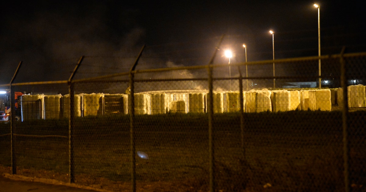 Brand op opslagterrein in Etten-Leur