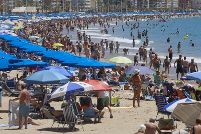 Oplichter (59) verhuurt huizen in Benidorm die niet van hem zijn, Nederlandse komt in actie