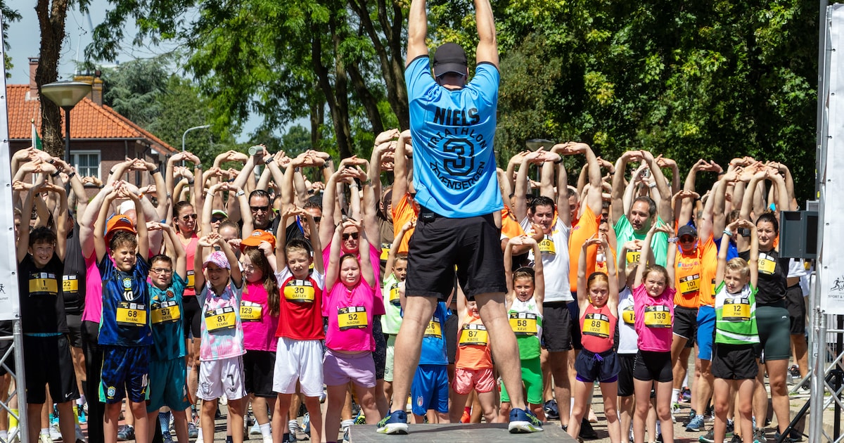 Moerdijk Fun Run trekt ieder jaar de hitte aan; enthousiasme onder lopers niet te stuiten