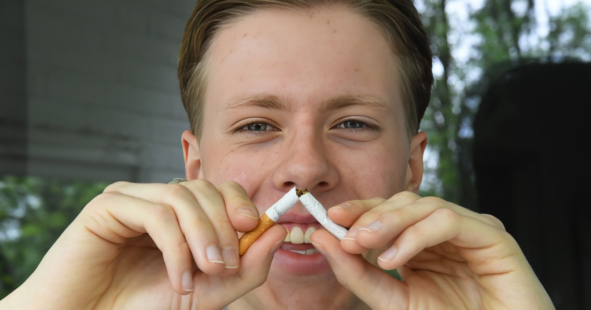 Boy (19) begon zelf met roken door onlinebeelden en komt nu in actie: ‘Stop met het cool maken van r