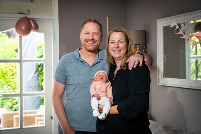Als er om 23.30 uur weeën zijn, weten Milou en Rens dat de geboortedatum van hun kindje bijzonder is