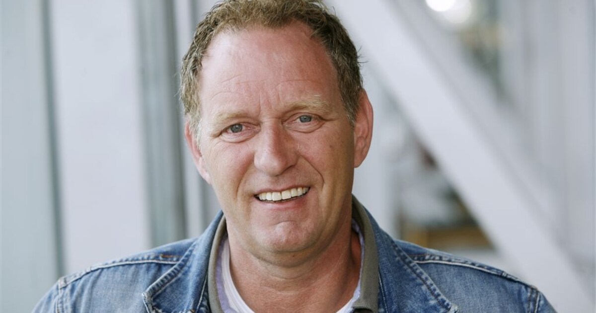Piet Paulusma zet huis in Herbaijum te koop