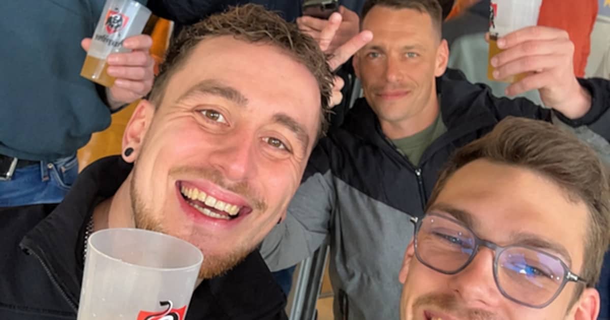 Met supportersgroep proberen Tomasz en zijn vrienden mensen samen te brengen
