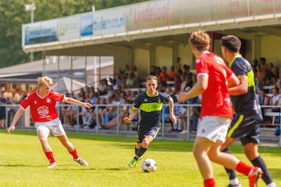 Jeugdspeler houdt promotiedroom MOC’17 in leven: ‘Verdiende winnaar, maar het was wel heel moeizaam’