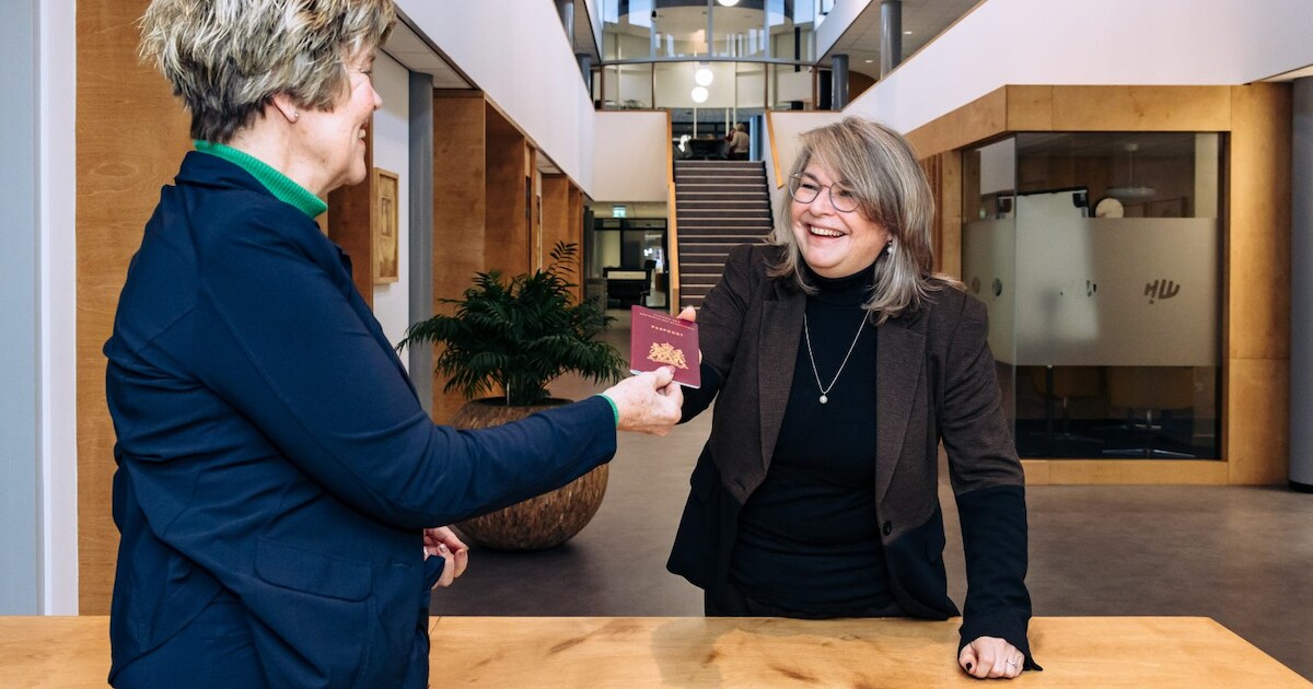 Aanvragen en ophalen van reisdocumenten kan nu ook in Maasdam | Hoeksche Waard