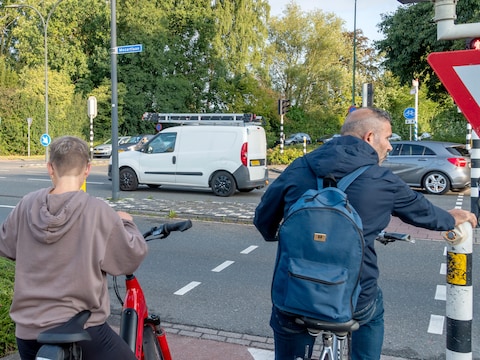 Buurt baalt van verkeersherrie en wacht op actie: ‘Het is soms alsof er een vliegtuig landt’