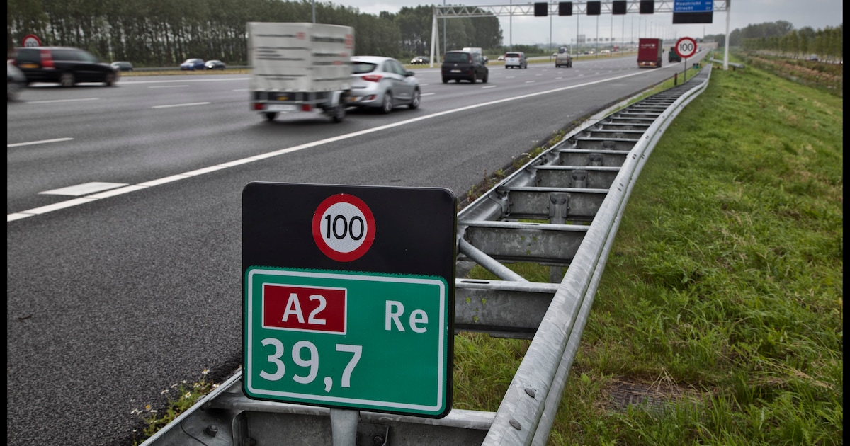 Automobilist (48) rijdt 100 km/u te hard op de snelweg bij Boxtel, raakt meteen rijbewijs kwijt