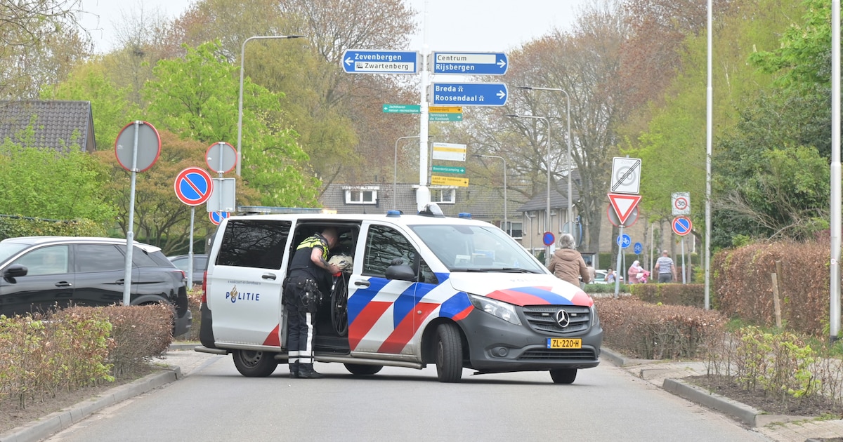 Jonge fietsster raakt gewond bij botsing met auto in Etten-Leur